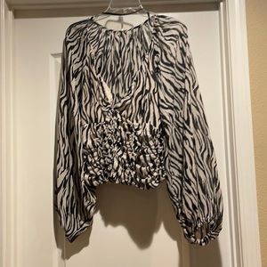 FREE PEOPLE ZEBRA BELL SLEEVE SHIRT SIZE L
